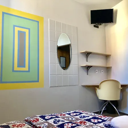 Aladin Hostal